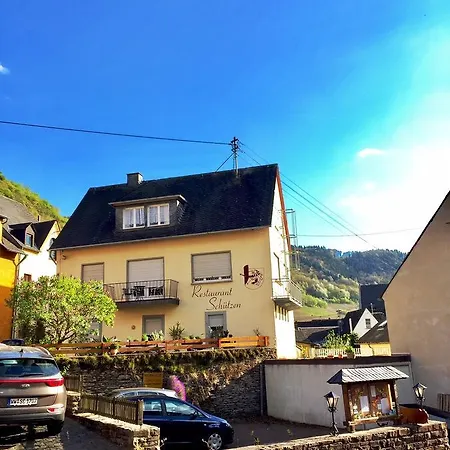 Weingut Schuetzen Hotell Senheim