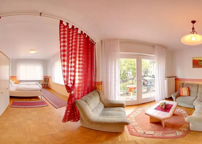 酒店 Weingut Schuetzen *